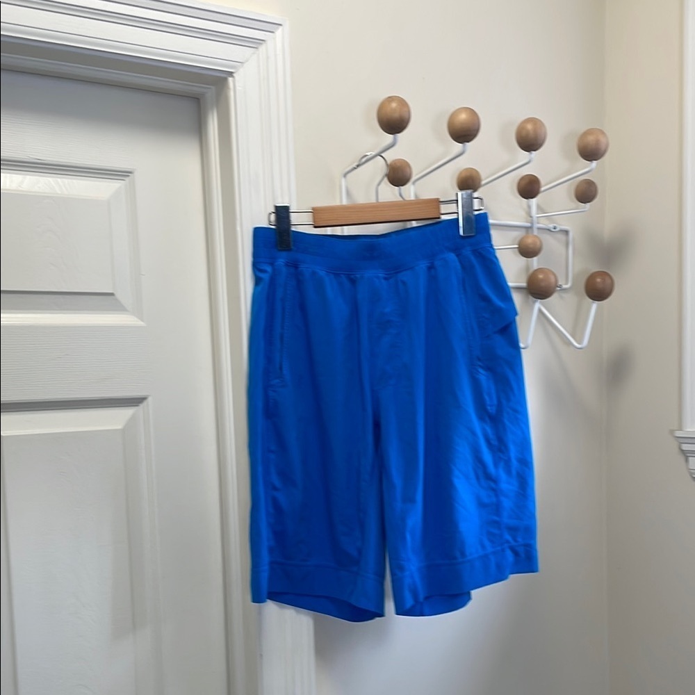 Lululemon - Classic Athletic Shorts - Blue - S